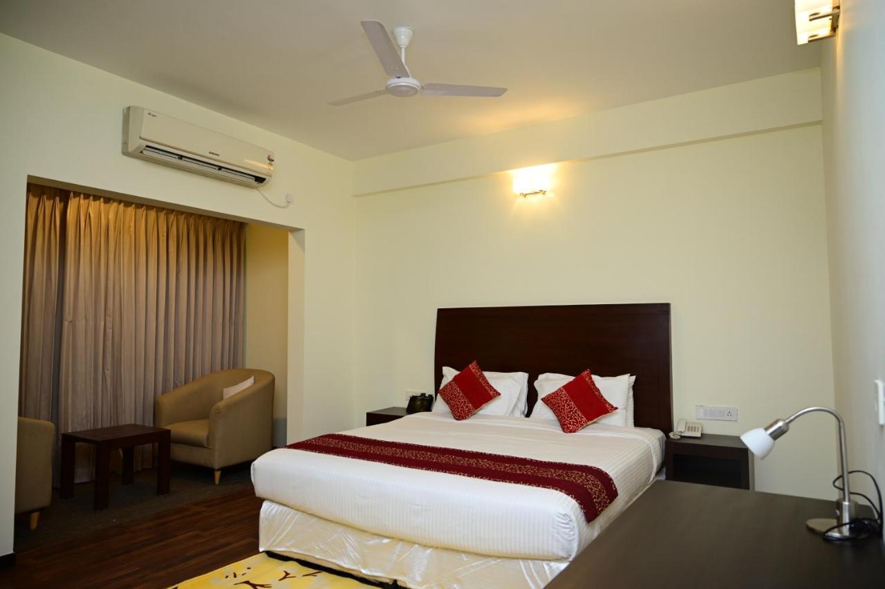 Sterling Keys By Tgi Otel Bangalore Dış mekan fotoğraf