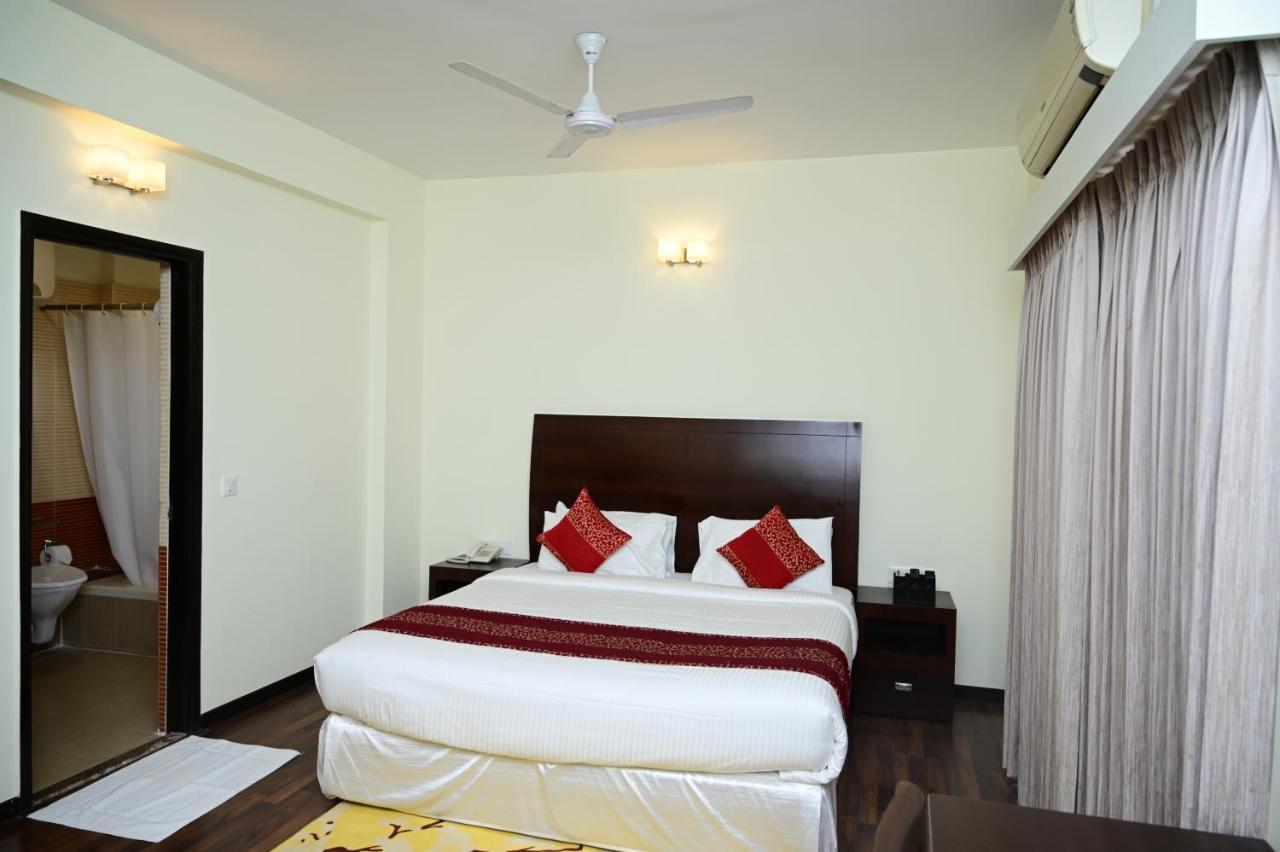 Sterling Keys By Tgi Otel Bangalore Dış mekan fotoğraf